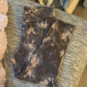 Arizona Jean Company Tie-Dye Leggings - Brown and Gray